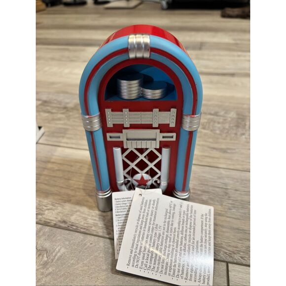 Target Bullseye Light Up 50’s Novelty Figurals Diner, Jukebox, and Car - Picture 6 of 12